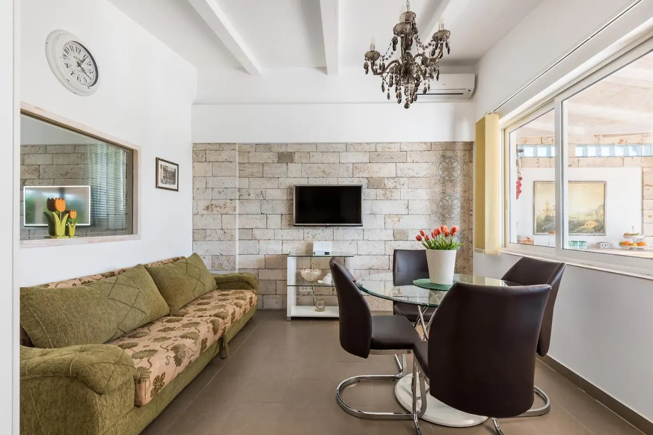 Holiday Home Split